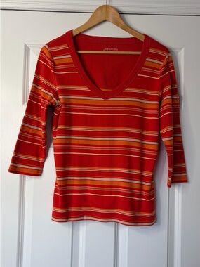 St. John's Bay 100% cotton Red,Orange Striped V-Neck 3/4 Sleeve Knit Top Size M